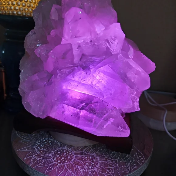 Clear Quartz. 9.7lb. - Picture 6 of 8